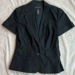 Women’s Short Sleeve Navy Blazer. Banana Republic. Size 2